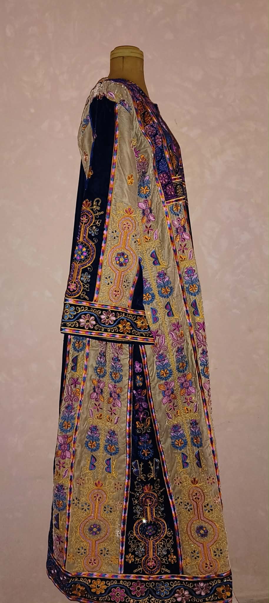 Royal Blue Velvet Queen – Palestinian Heritage Elegance