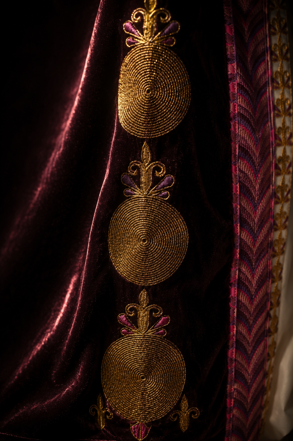 Royal Burgundy Heritage Thobe