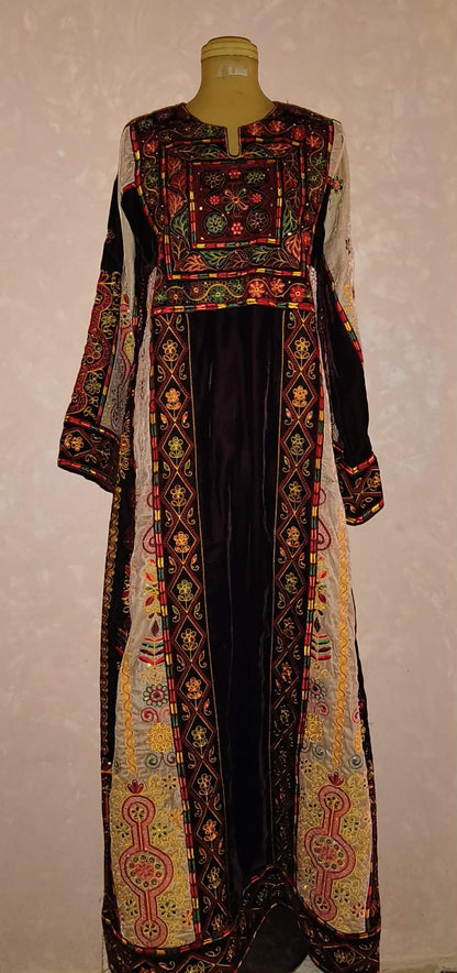 Elegant Brown Korean Velvet Queen with Artful Embroidery