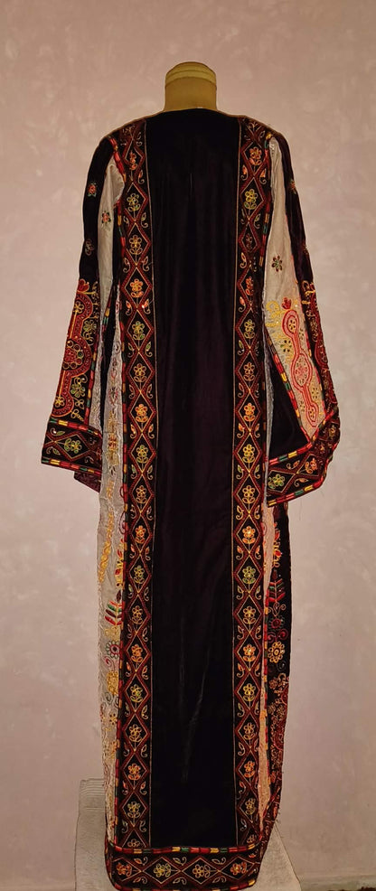 Elegant Brown Korean Velvet Queen with Artful Embroidery