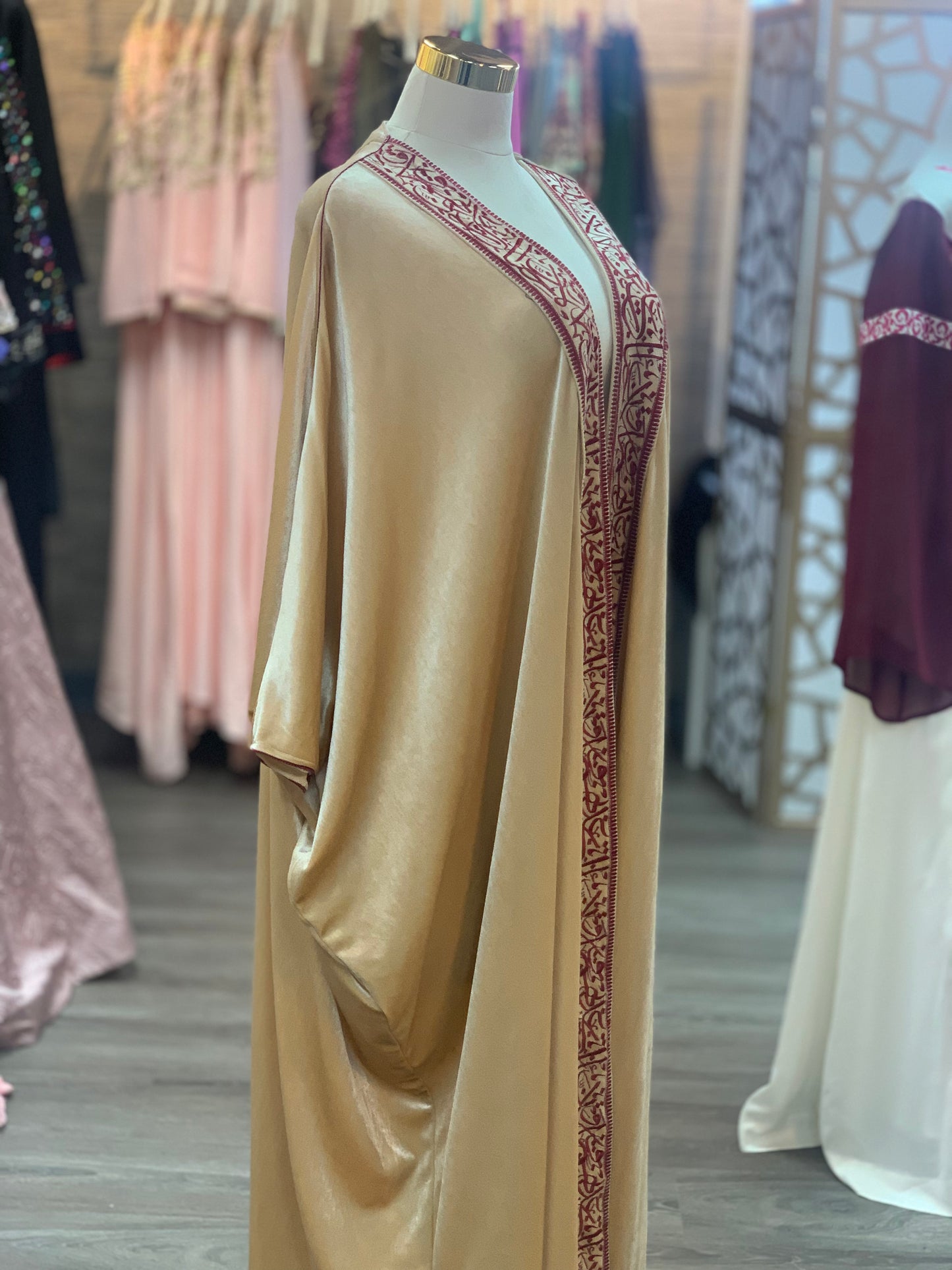 Royal Camel Velvet Bisht with burgundy embroidery Arabic Embroidery
