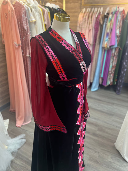 Luxury Embroidered Korean Velvet Thob with Chiffon Sleeves