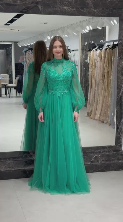 Layered Tulle Dress with Long Sleeves – Vibrant Color & Luxurious Look